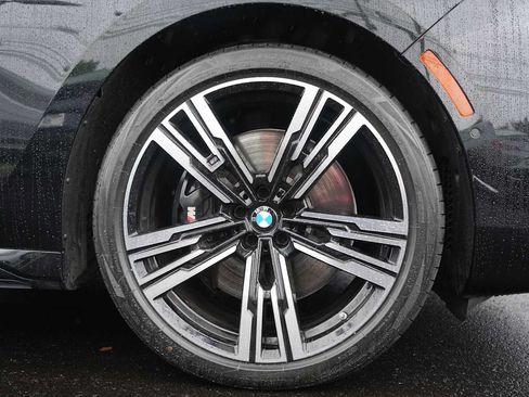 Used 2024 BMW 760i xDrive w/ Executive Package AWD/4WD image 9
