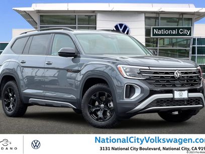 New 2025 Volkswagen Atlas Peak Edition SE