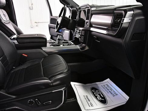 Used 2025 Ford F150 Platinum AWD/4WD image 35