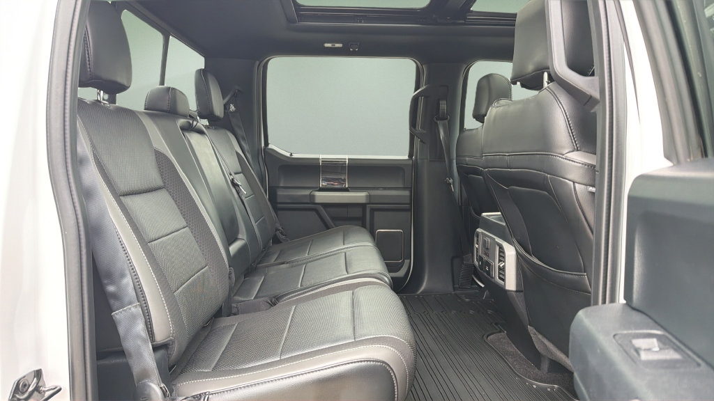 Used 2019 Ford F150 Raptor w/ Equipment Group 802A Luxury AWD/4WD image 10