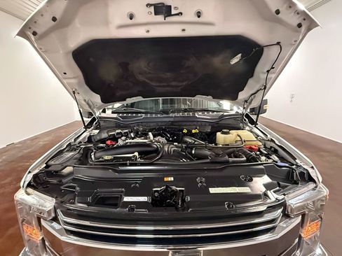 Used 2019 Ford F250 Lariat w/ Lariat Ultimate Package image 19