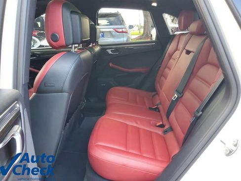Used 2020 Porsche Macan GTS AWD/4WD image 10