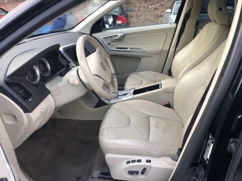 Used 2012 Volvo XC60 T6 image 17