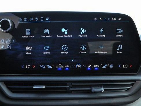 New 2025 Chevrolet Silverado EV LT image 22