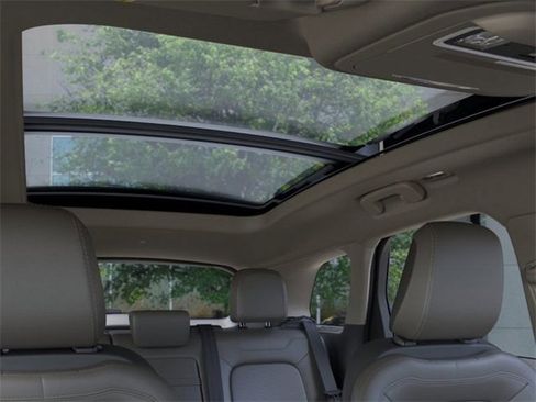 New 2025 Lincoln Corsair Grand Touring image 22