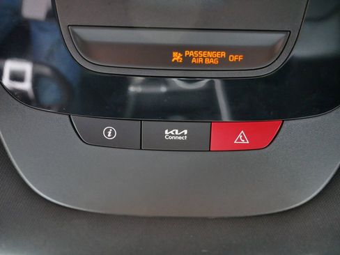 Used 2023 Kia K5 GT-Line image 41