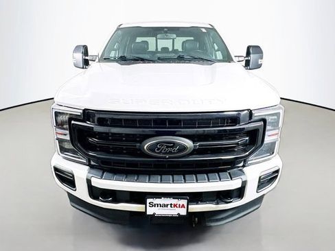 Used 2022 Ford F250 Lariat w/ Black Appearance Package AWD/4WD image 2