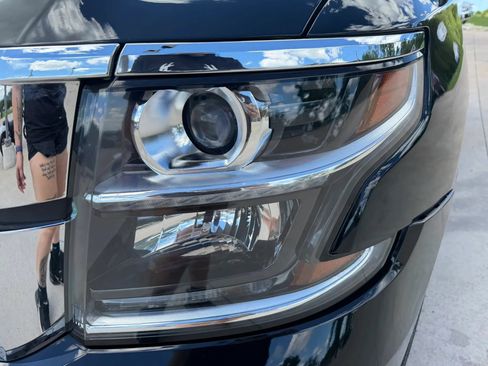 Used 2020 Chevrolet Suburban Premier AWD/4WD image 71