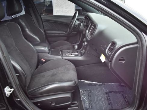 Used 2022 Dodge Charger R/T w/ Plus Group RWD image 44