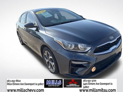 Used 2020 Kia Forte LXS FWD image 7