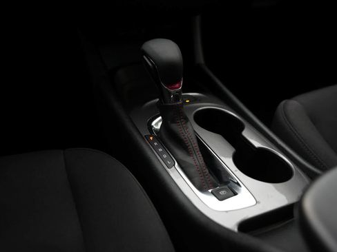 Used 2025 Chevrolet Malibu RS FWD image 14