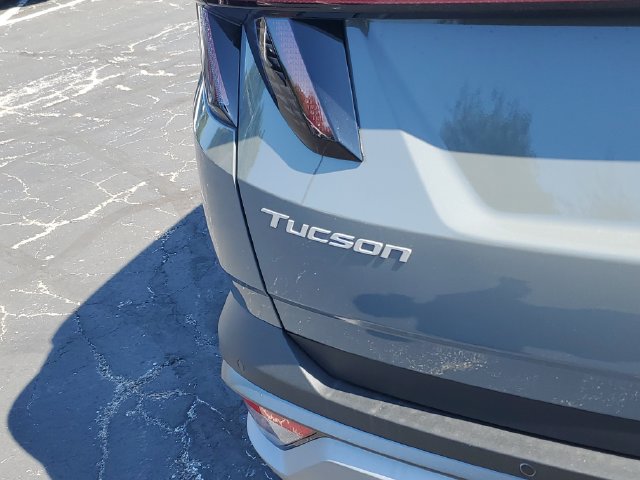 New 2026 Hyundai Tucson Limited FWD image 7