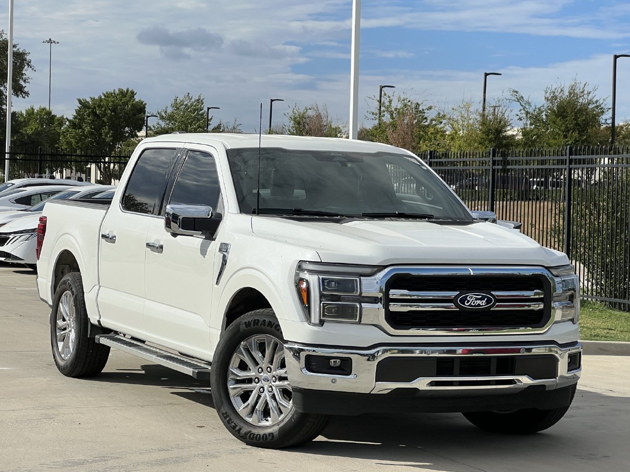 Used 2026 Ford F150 Lariat w/ Equipment Group 501A Mid RWD image 2