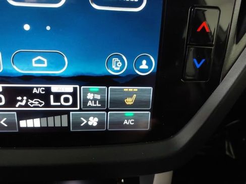 Certified 2025 Subaru Forester Premium AWD/4WD image 25