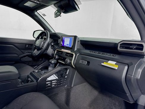 Used 2026 Toyota Tacoma SR image 31