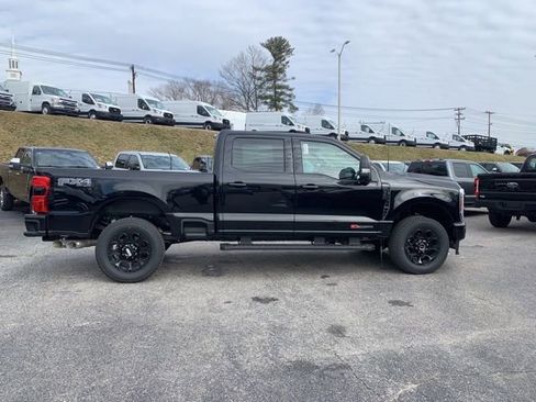 New 2026 Ford F350 Lariat w/ Black Appearance Package image 10