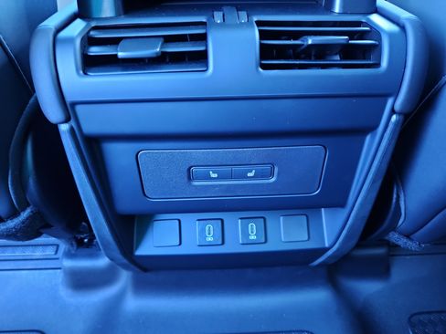 New 2026 Land Rover Defender 110 S image 24