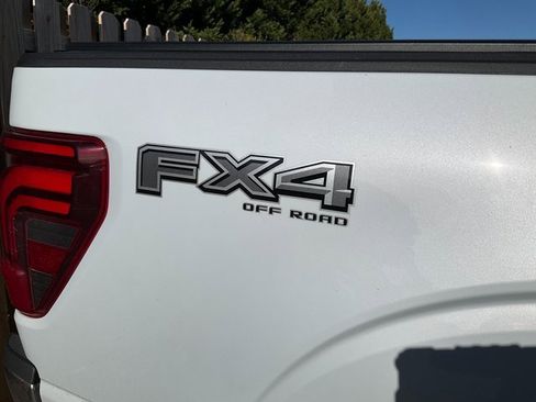 Used 2025 Ford F150 Lariat w/ Equipment Group 502A High image 9