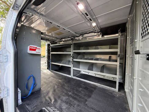 Used 2021 Ford Transit 150 Low Roof RWD image 19