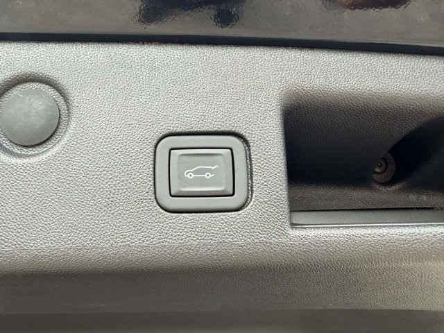Certified 2024 Chevrolet Equinox LT FWD image 18