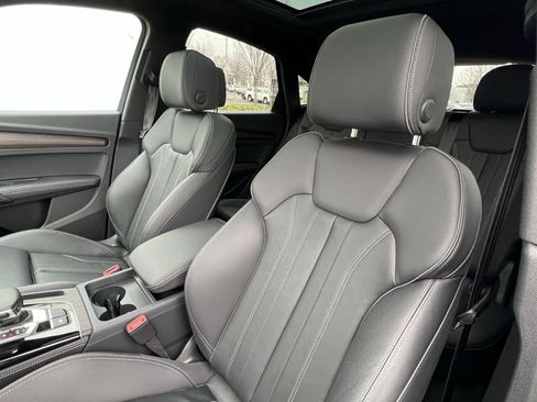 Used 2024 Audi Q5 2.0T Premium Plus w/ Premium Plus Package image 16