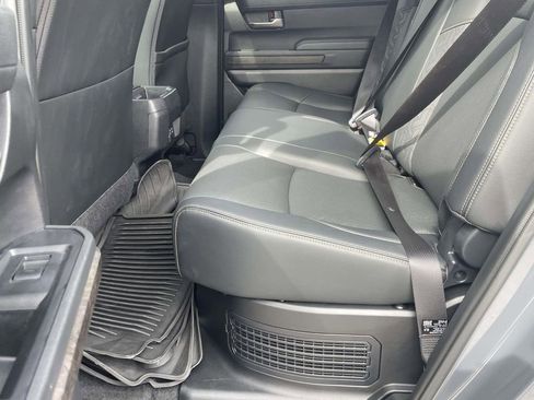 Used 2025 Toyota Tacoma Limited AWD/4WD image 12