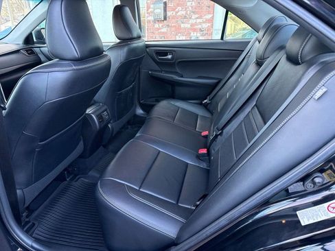 Used 2017 Toyota Camry XLE image 14