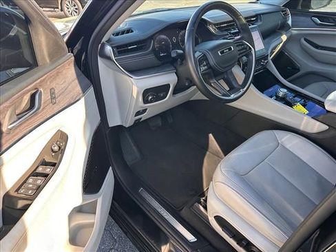 Used 2021 Jeep Grand Cherokee L Overland AWD/4WD image 12