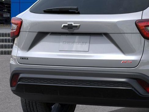 New 2026 Chevrolet Trax RS w/ Driver Confidence Package image 38
