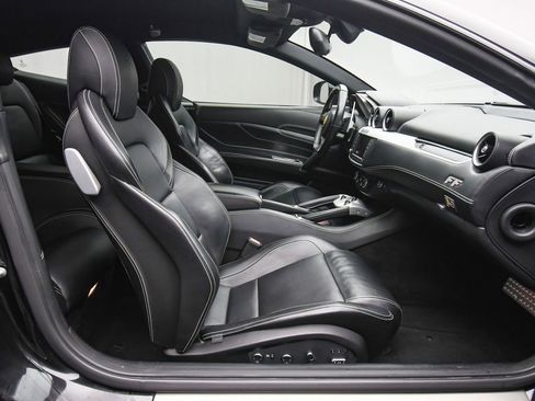 Used 2015 Ferrari FF Black image 51