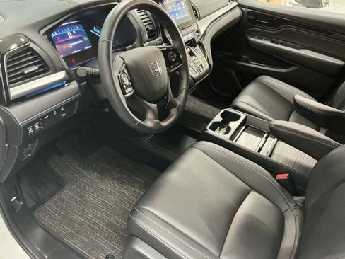 Used 2023 Honda Odyssey Touring image 14