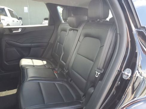 Certified 2022 Ford Escape SEL w/ Technology Package FWD image 12