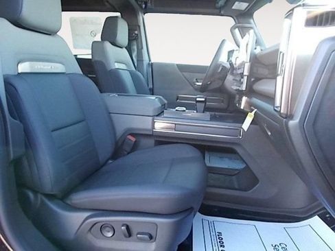 New 2025 GMC Hummer EV 2X w/ Extreme Off-Road Package AWD/4WD image 14