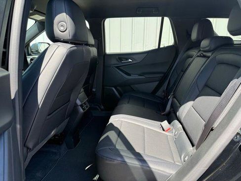 New 2026 Chevrolet Equinox LT FWD image 9