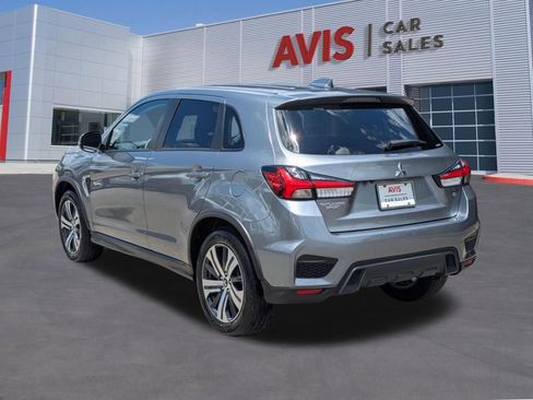 Used 2025 Mitsubishi Outlander Sport SE AWD/4WD image 9