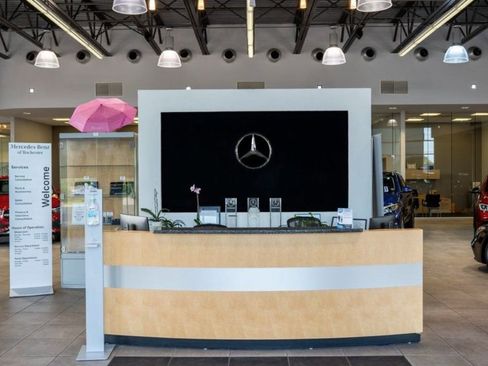 Certified 2024 Mercedes-Benz GLC 300 4MATIC image 50