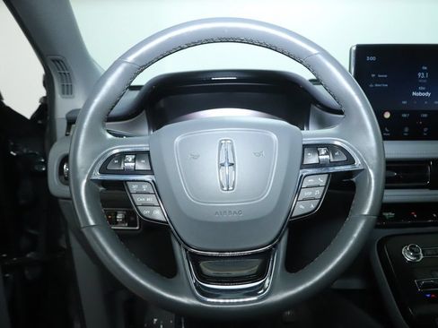 Certified 2021 Lincoln Nautilus Reserve AWD/4WD image 23