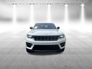 Used 2024 Jeep Grand Cherokee Laredo X RWD video 2