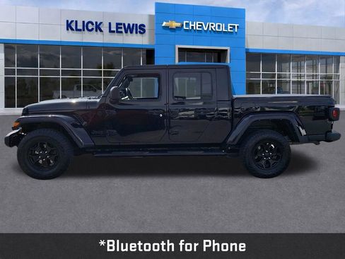 Used 2021 Jeep Gladiator Sport image 4