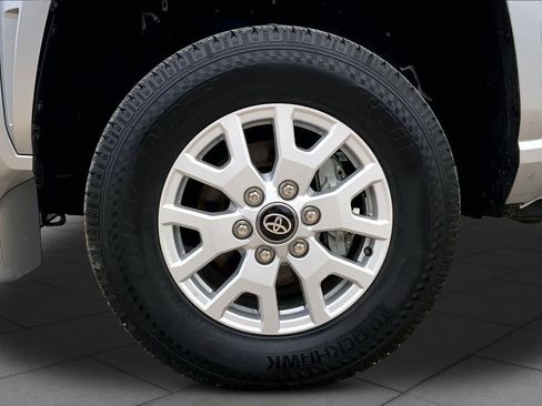 Used 2024 Toyota Tacoma SR5 RWD image 11