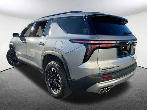 Used 2024 Chevrolet Traverse Z71 w/ Enhanced Driving Package image 10