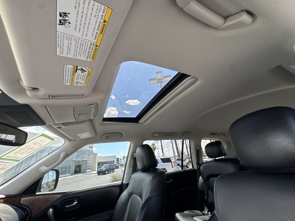 Used 2024 Nissan Armada SL w/ Captain's Chairs Package AWD/4WD image 19