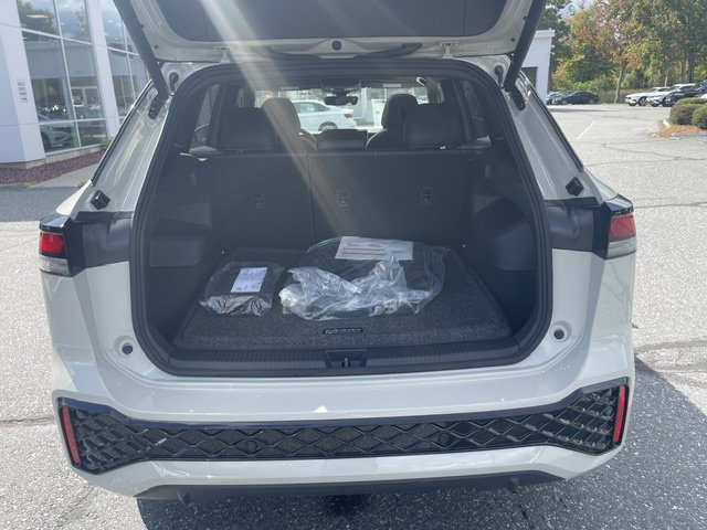 New 2026 Volkswagen Tiguan SE R-Line AWD/4WD image 7