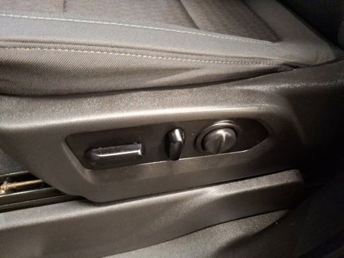 Used 2020 Chevrolet Silverado 1500 LT Trail Boss image 13