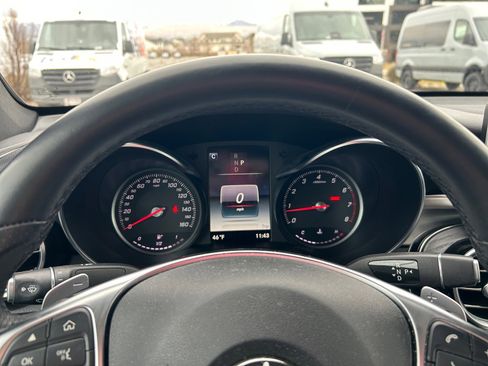 Used 2019 Mercedes-Benz GLC 300 300 4MATIC image 10