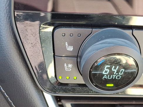 Certified 2025 Toyota Grand Highlander AWD image 23