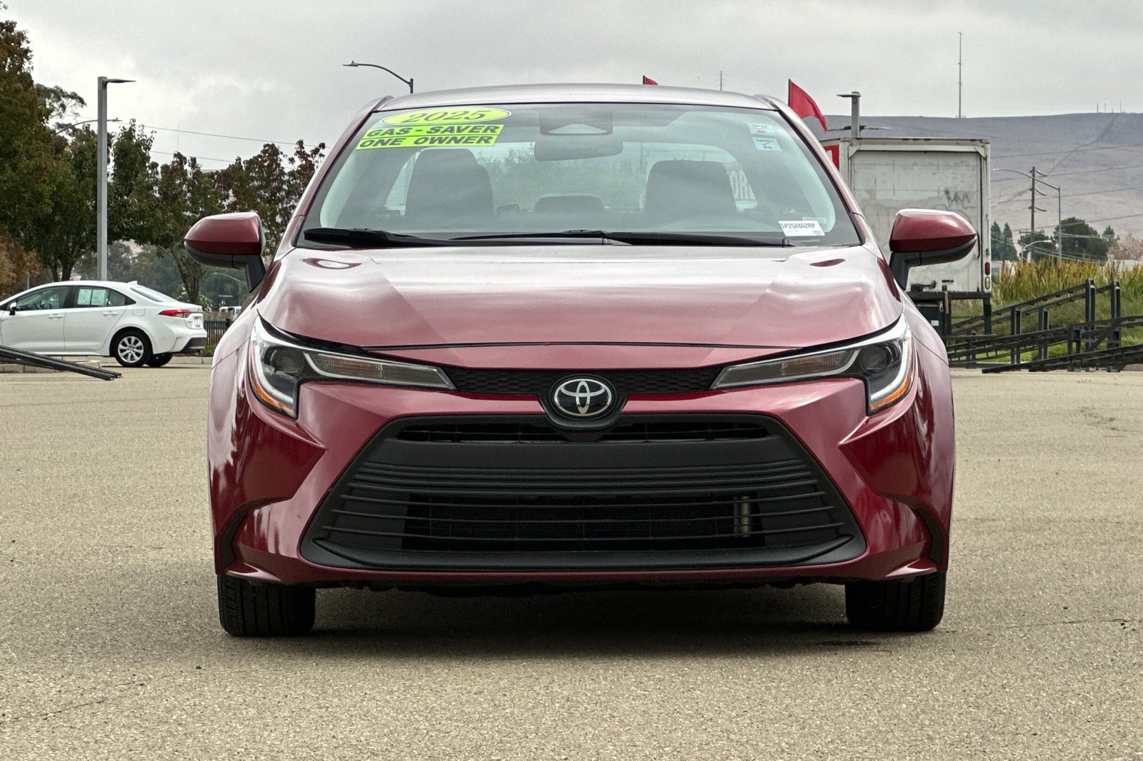 Used 2025 Toyota Corolla LE FWD image 9