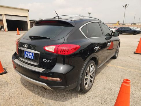 Used 2017 INFINITI QX50 AWD image 3
