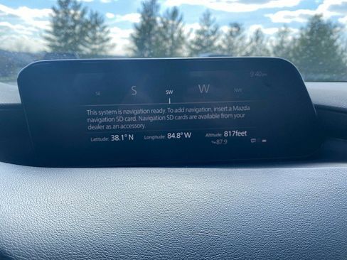 Used 2023 MAZDA MAZDA3 s image 18