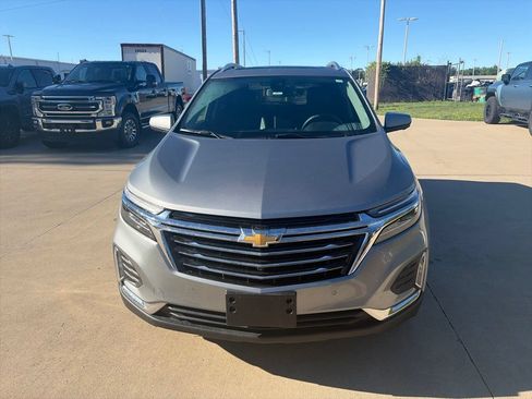 Used 2024 Chevrolet Equinox Premier AWD/4WD image 4